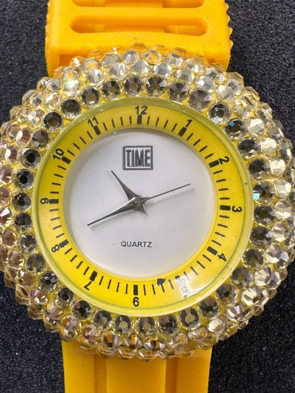 Time Square Watch Womens Yellow Rhinestone Case Silicone Band New Battery 9.5